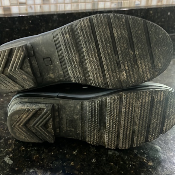 Skechers rain boots - Picture 4 of 6